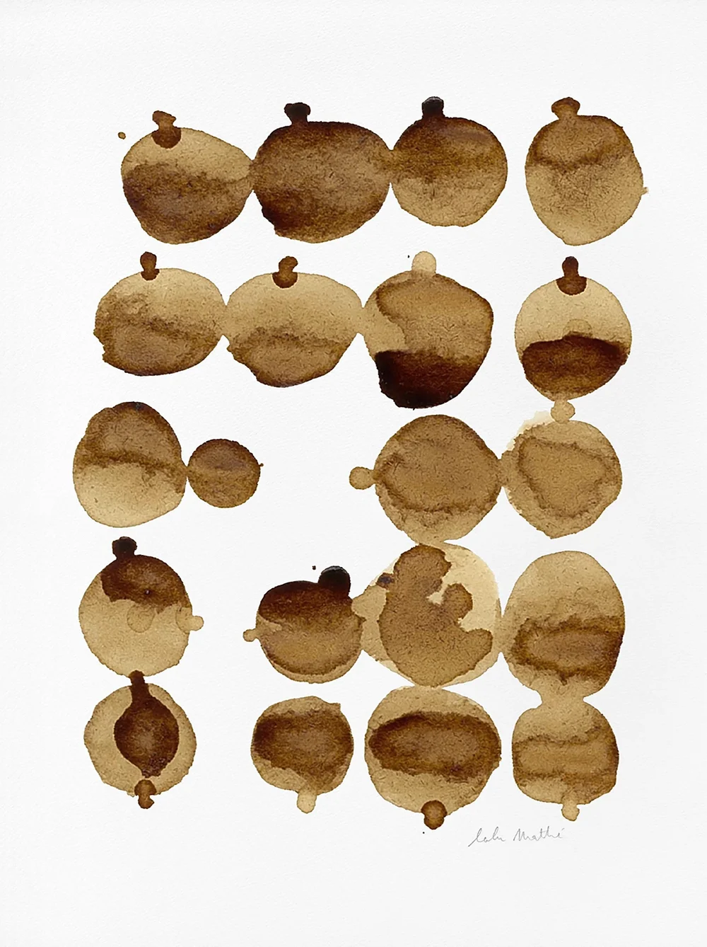 Œuvre graphique au café composée de formes organiques circulaires et textures naturelles